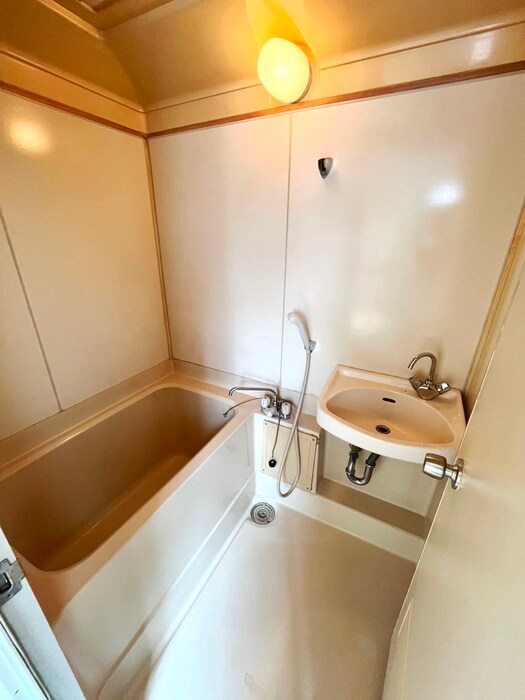 物件内観写真9　(バス／シャワールーム等)