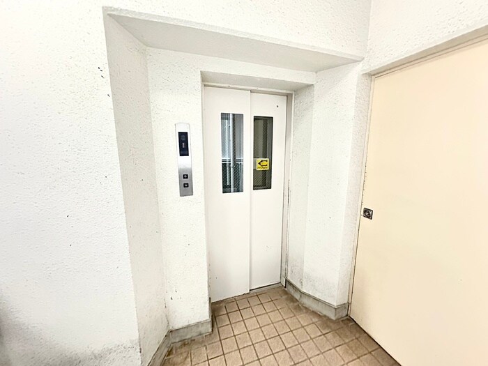 物件外観写真6　(建物設備)