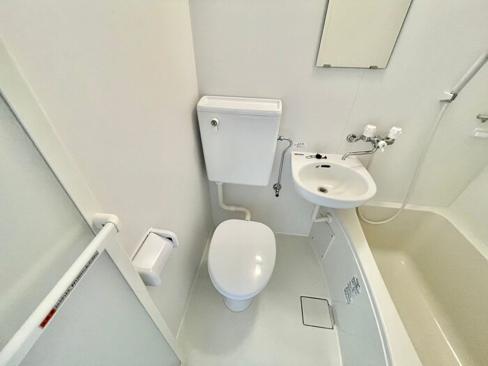 物件内観写真11　(トイレ)