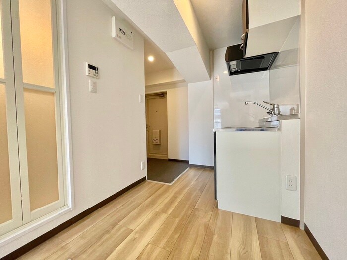 物件内観写真18　(廊下)