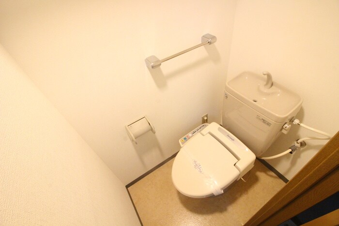 物件内観写真11　(トイレ)