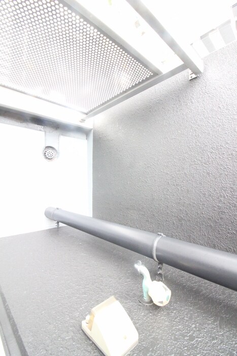 物件内観写真18　(洗濯機置場)