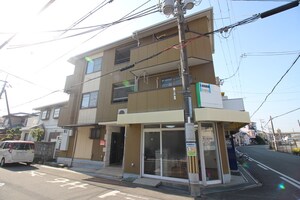 メゾン竹ノ内外観写真