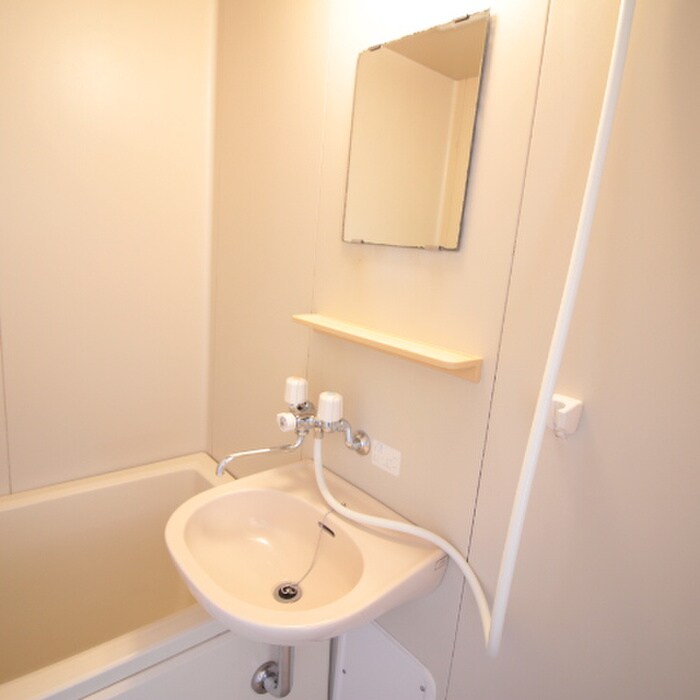 物件内観写真18　(洗面)