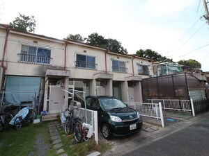 平井テラスハウス外観写真