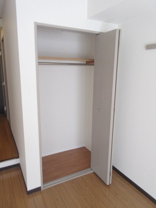 物件内観写真13　(収納)