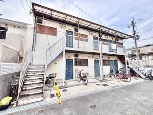 新家ハイツ外観写真