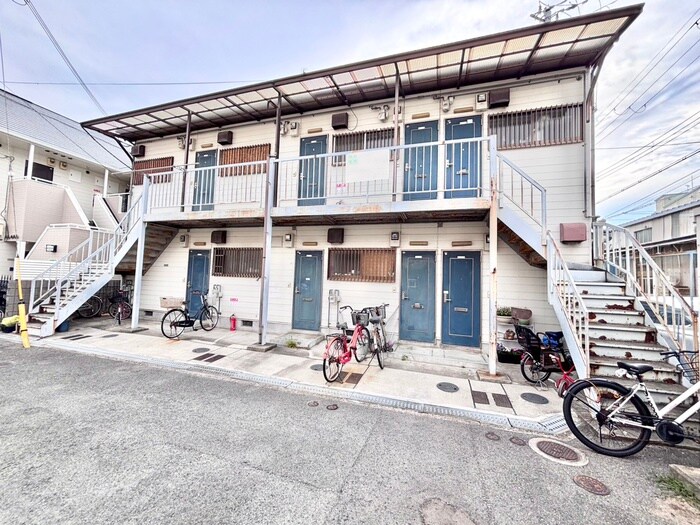 物件外観写真2　(外観写真)