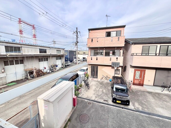 物件内観写真22　(室内からの展望)