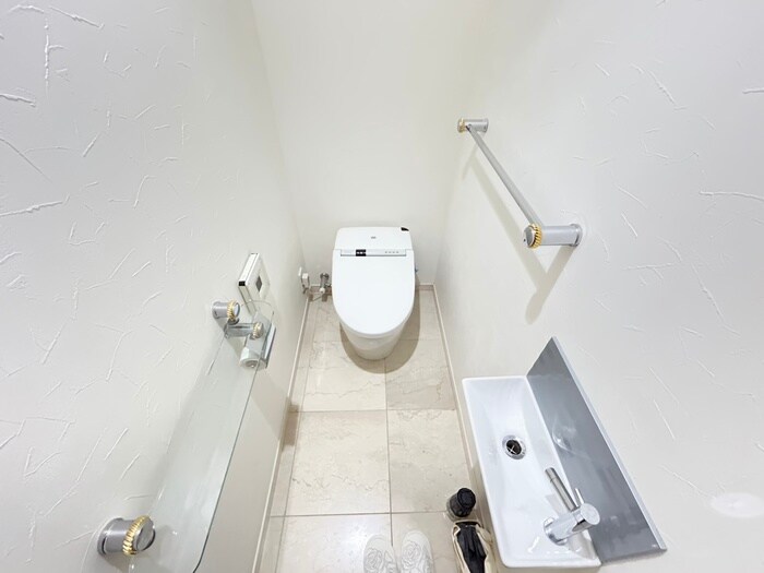 物件内観写真9　(トイレ)