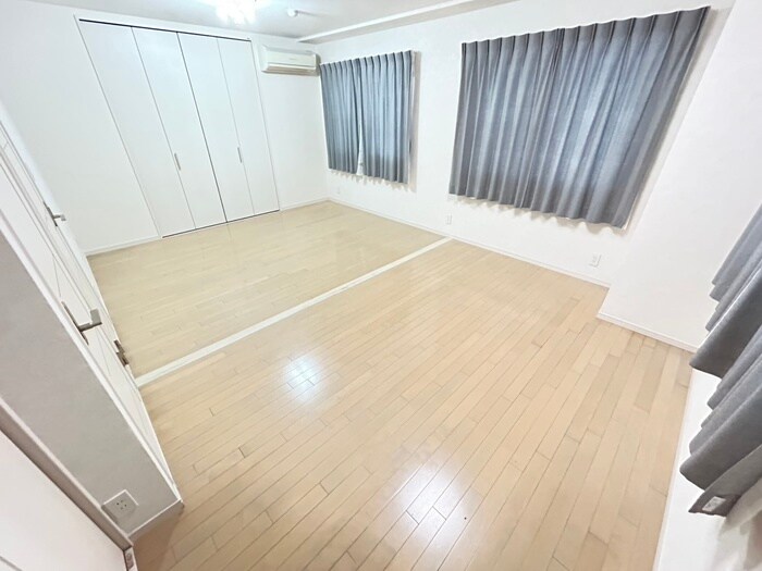 物件内観写真15　(居室)