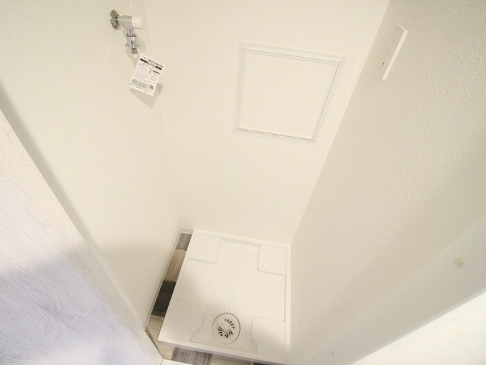 物件内観写真15　(洗濯機置場)