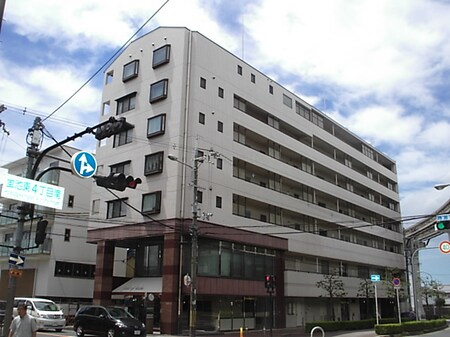 メルディアキューブ蛍池外観写真