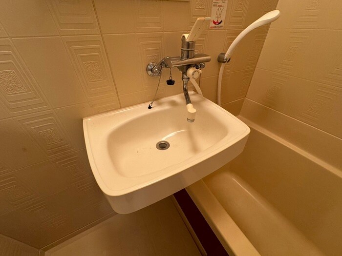 物件内観写真8　(洗面)