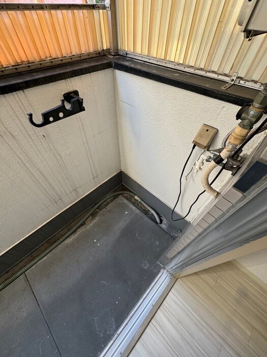 物件内観写真18　(洗濯機置場)