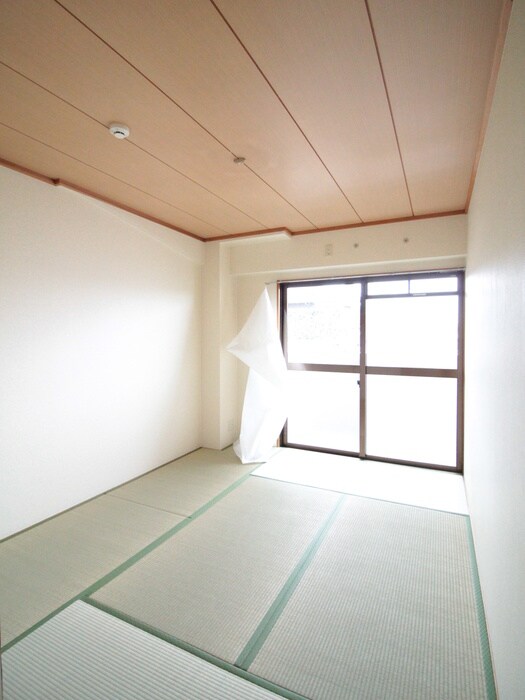 物件内観写真16　(居室)