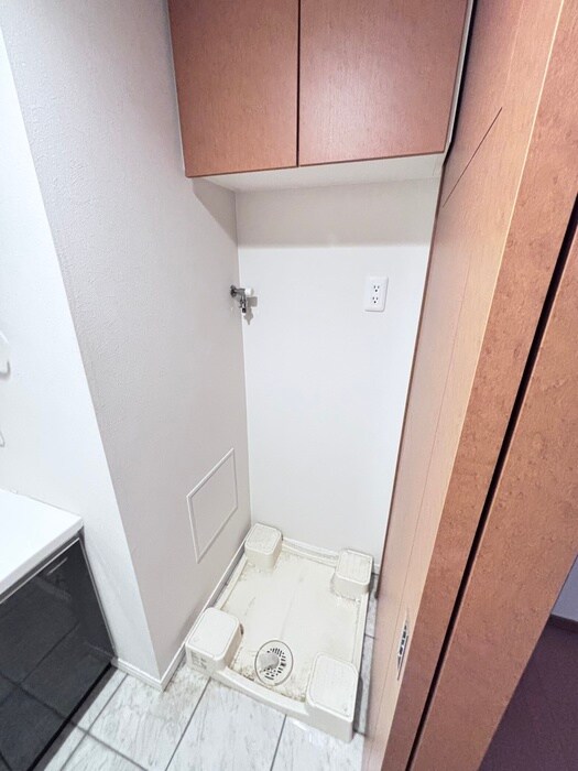 物件内観写真18　(洗濯機置場)