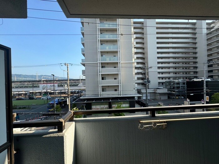 物件内観写真21　(室内からの展望)