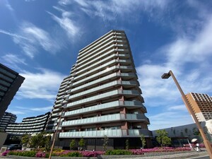 京阪東ﾛｰｽﾞﾀｳﾝﾗｲｽﾞﾌﾟﾚｲｽ（406）外観写真