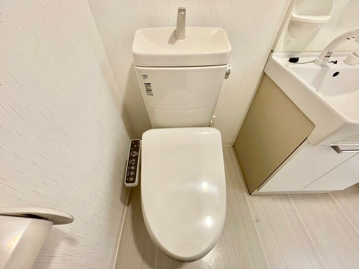 物件内観写真11　(トイレ)