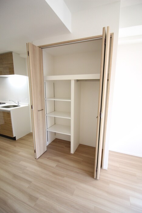 物件内観写真14　(収納)