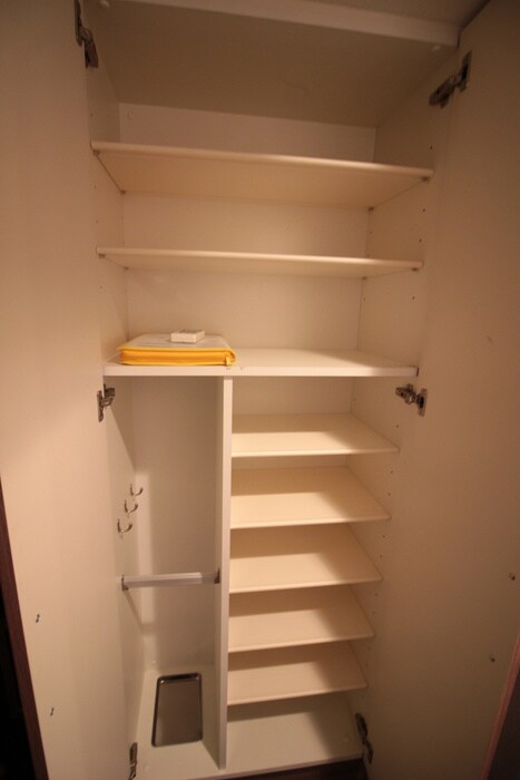 物件内観写真8　(靴箱)