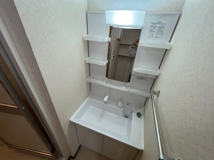 物件内観写真9　(洗面)