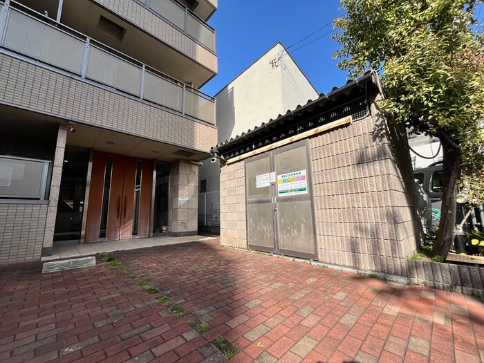 物件外観写真4　(建物設備)