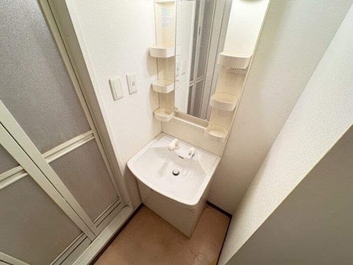 物件内観写真10　(洗面)