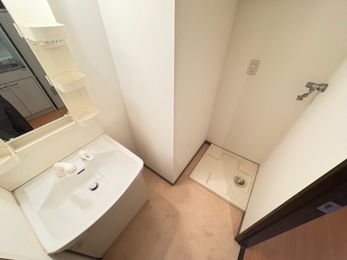 物件内観写真11　(洗濯機置場)