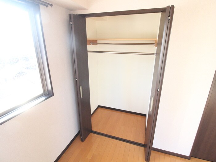 物件内観写真11　(収納)