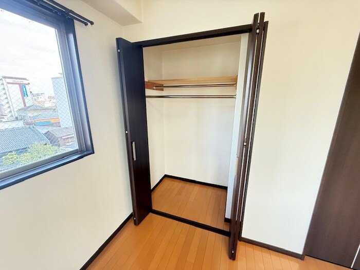 物件内観写真11　(収納)