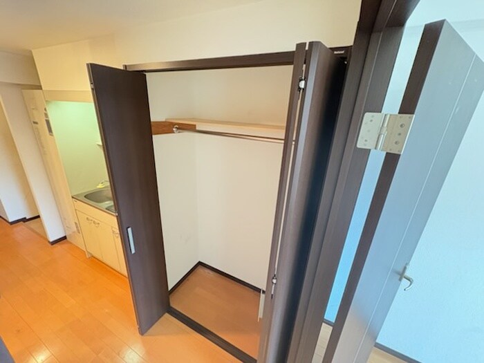 物件内観写真13　(収納)