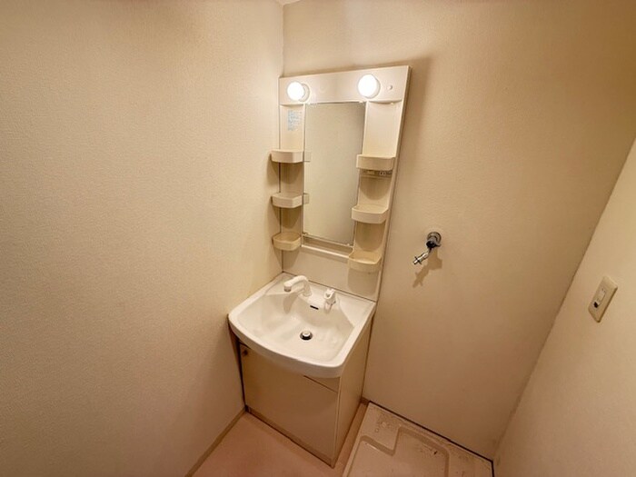 物件内観写真13　(洗面)