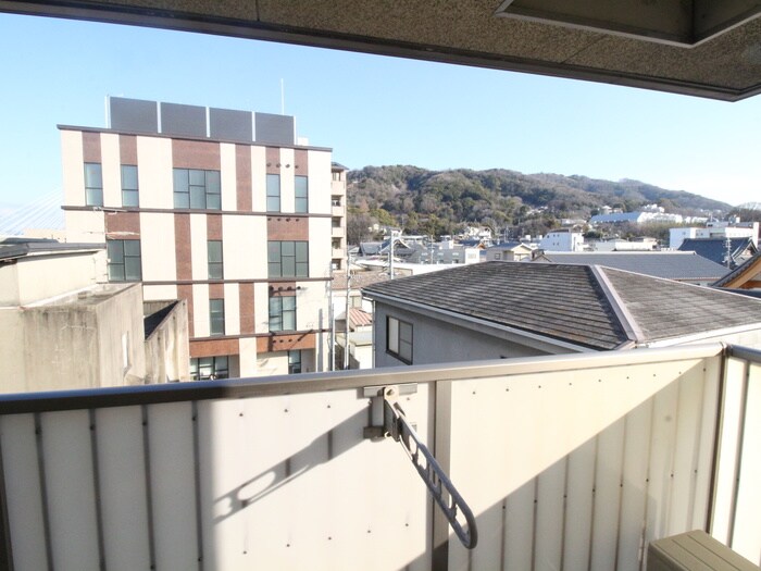 物件内観写真17　(室内からの展望)