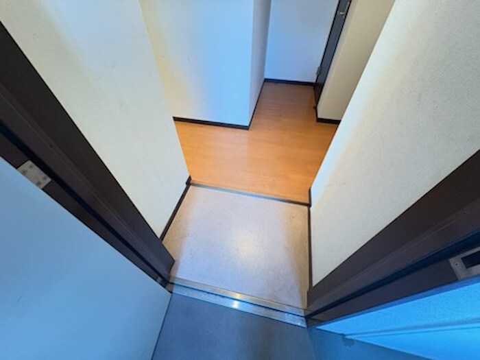 物件内観写真19　(廊下)