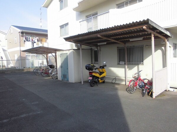 駐輪場