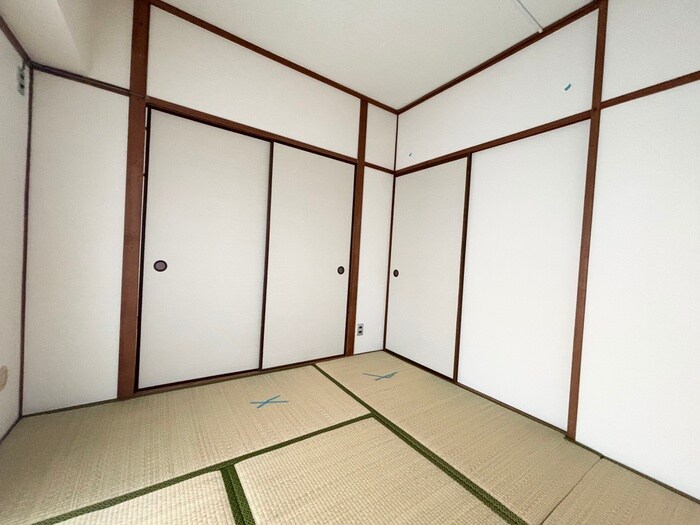 物件内観写真8　(居室)