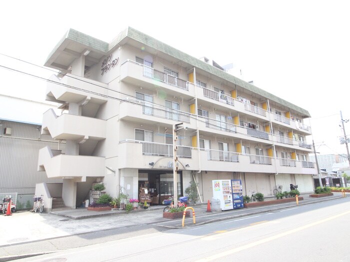 物件外観写真6　(外観写真)