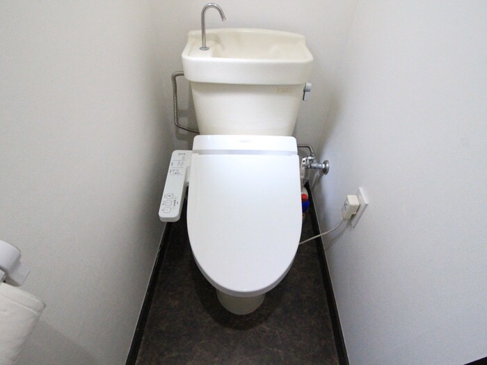 物件内観写真14　(トイレ)