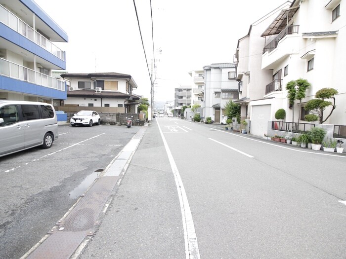 物件外観写真6　(周辺環境)