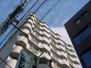 ローラン南森町外観写真