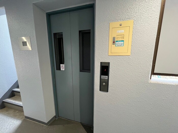 物件外観写真4　(建物設備)