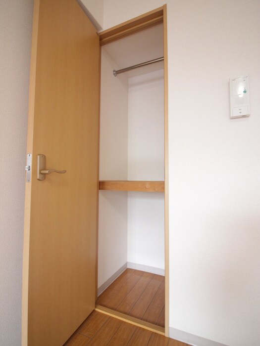 物件内観写真10　(収納)