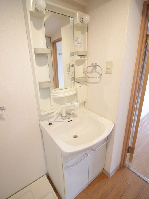 物件内観写真12　(洗面)