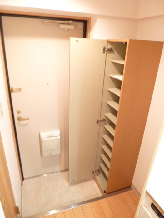 物件内観写真15　(靴箱)