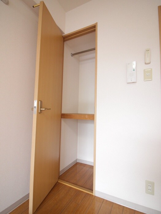 物件内観写真22　(収納)