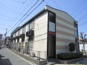 レオパレスカンザキリバ－サイド外観写真