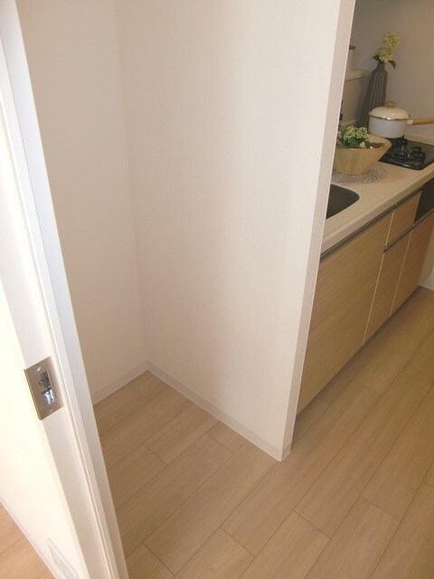 物件内観写真12　(内観写真)