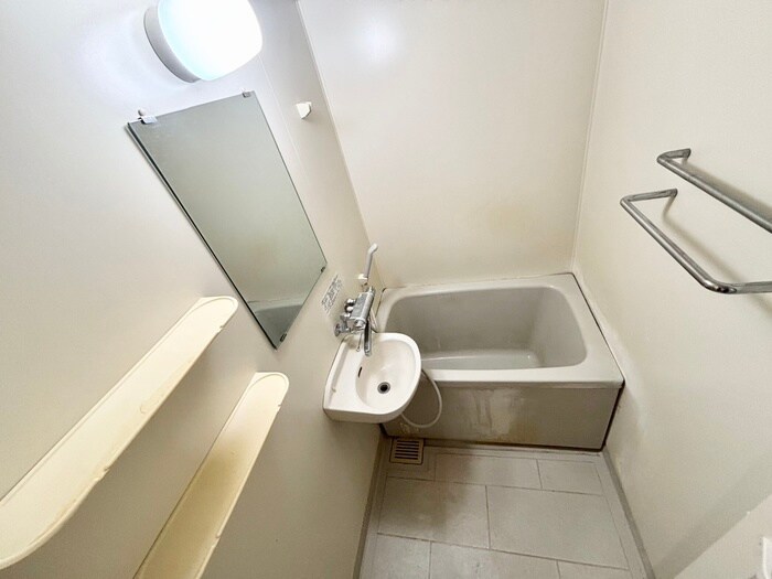 物件内観写真12　(バス／シャワールーム等)